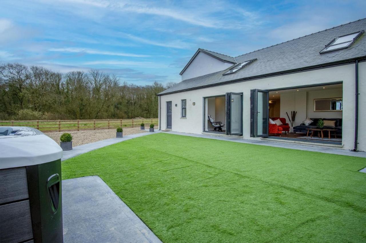 Kiln Park Farmhouse - 4 Bedroom Cottage - Narberth Esterno foto