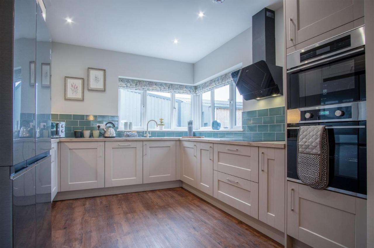 Kiln Park Farmhouse - 4 Bedroom Cottage - Narberth Esterno foto