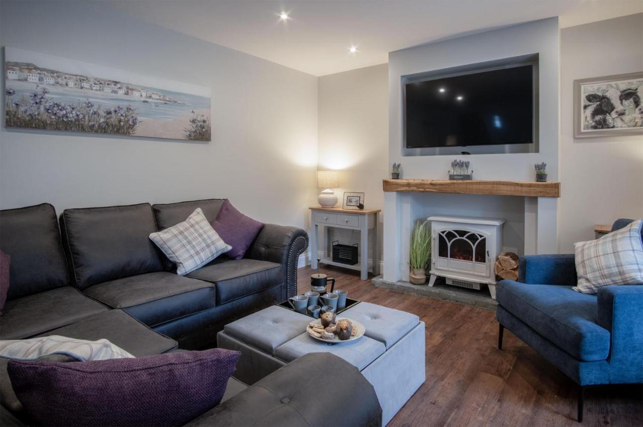 Kiln Park Farmhouse - 4 Bedroom Cottage - Narberth Esterno foto